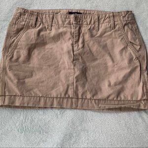 gap cargo skirt!!